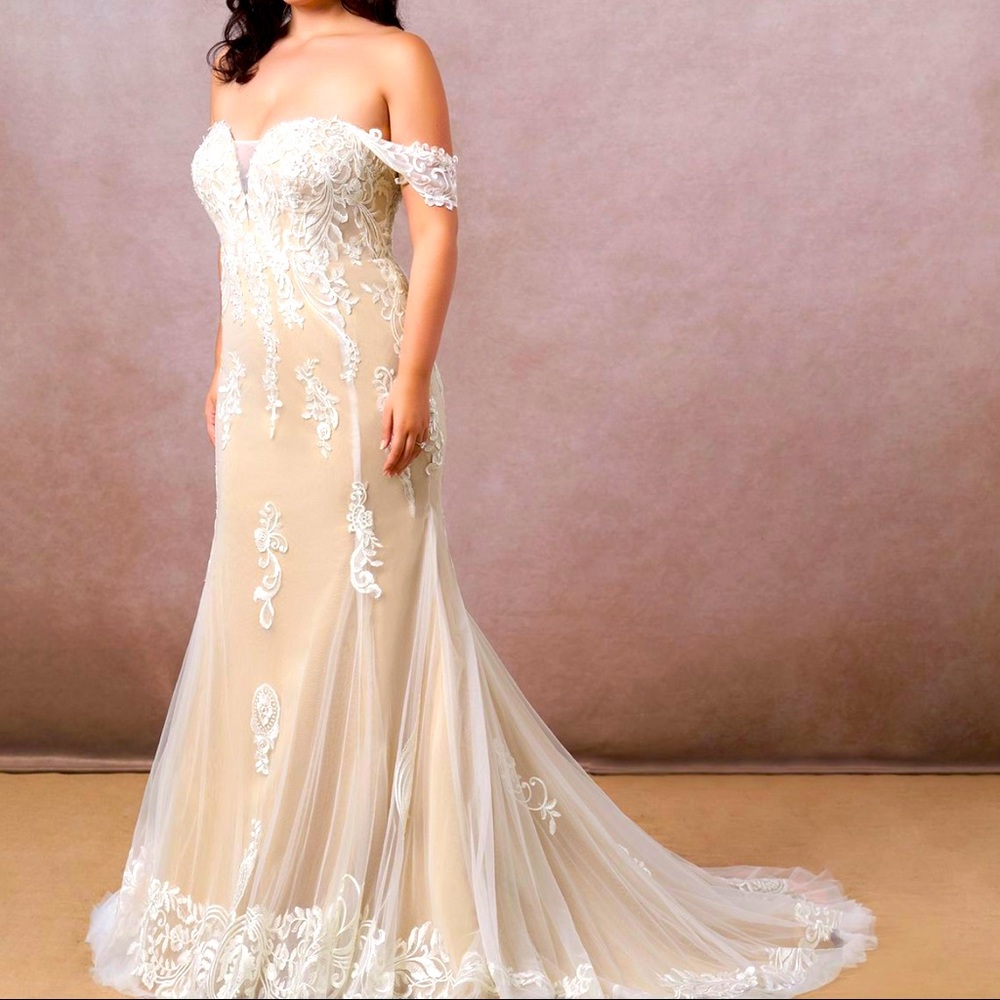 Beautiful Wedding dress